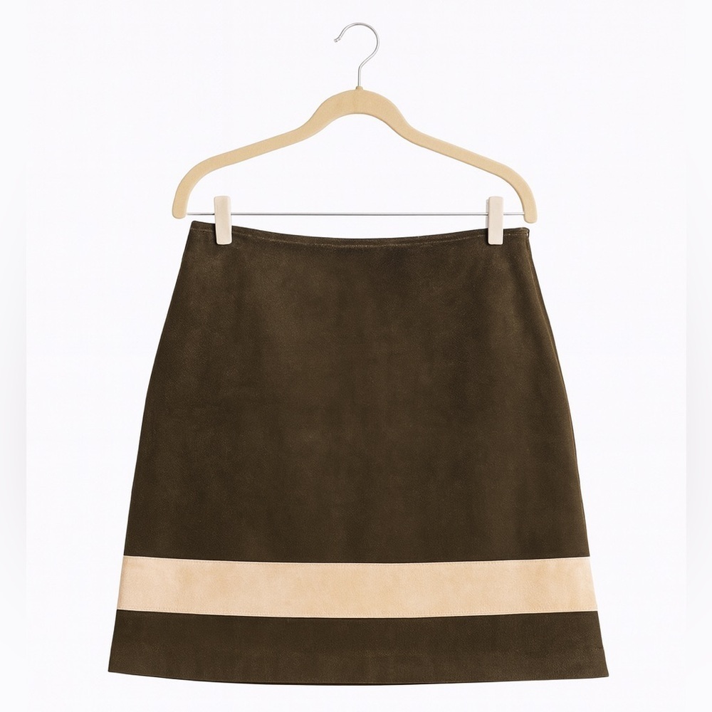 New Frontier Size 4 Women's Brown Leather Skirt with Contrasting Pink Stripe.